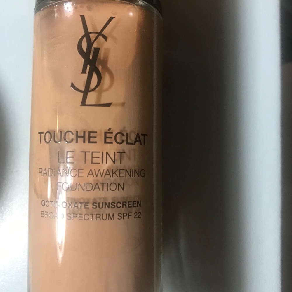 Ysl foundation